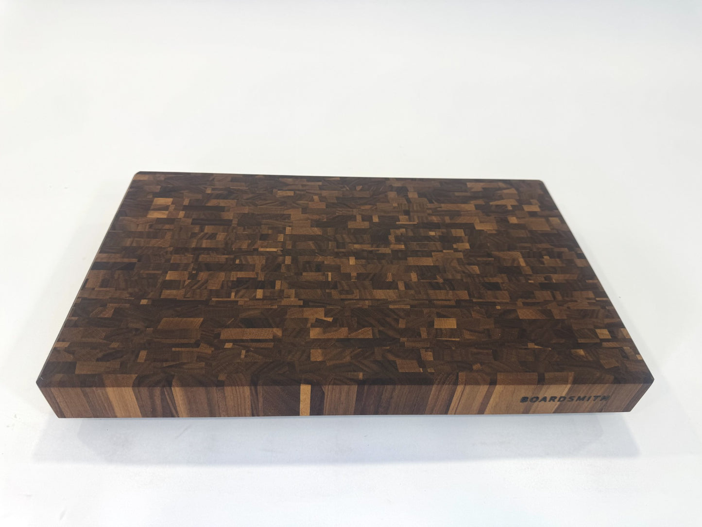 532 Walnut Mosaic 18 x 11 x 2 Rectilinear With Feet