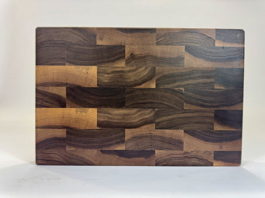 552 Walnut 18 x 12 x 2