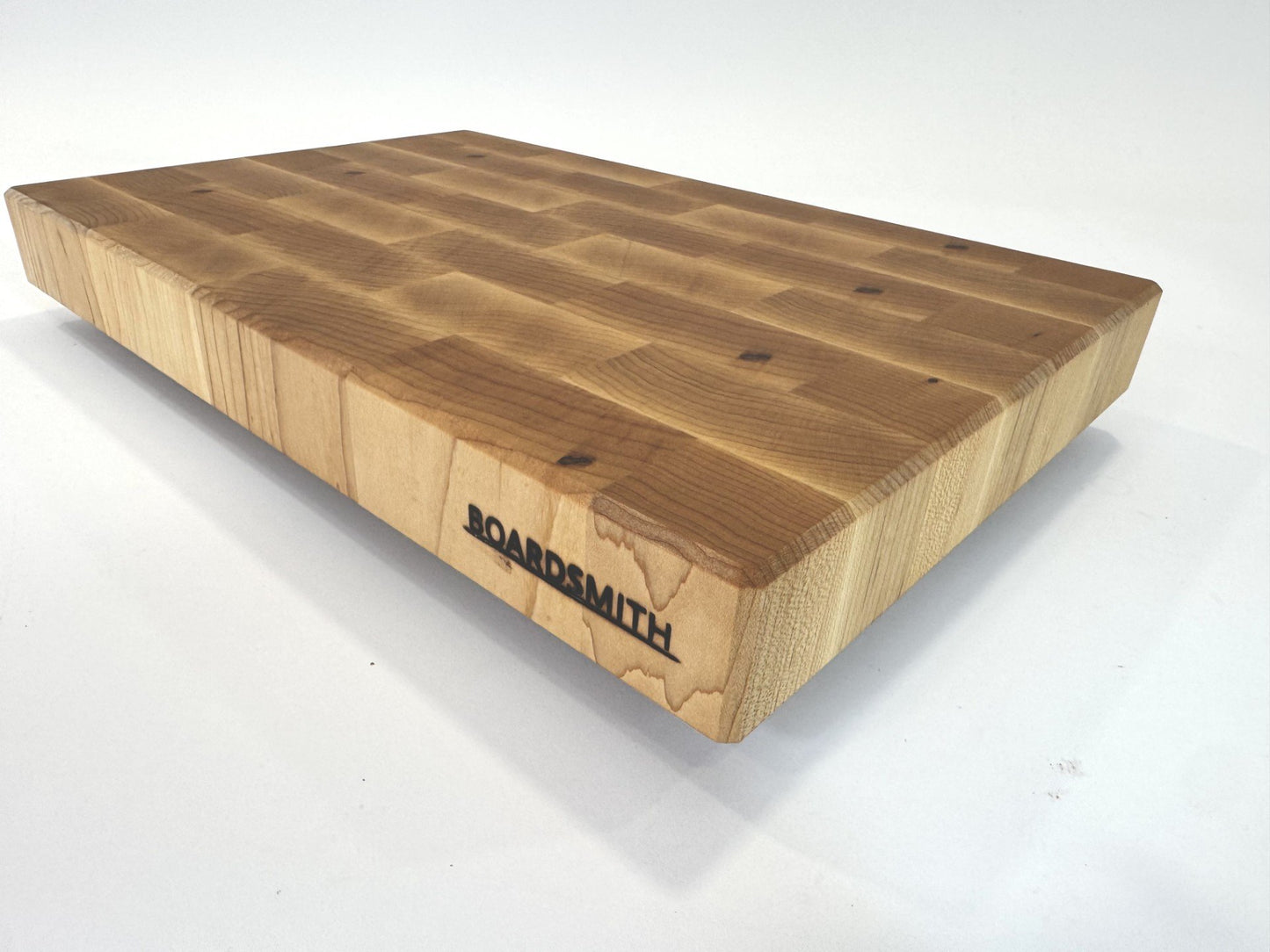 556 Maple 18 x 12 x 2