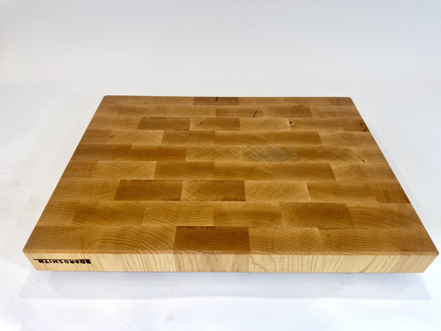 607 Maple  22 x 16 x 2