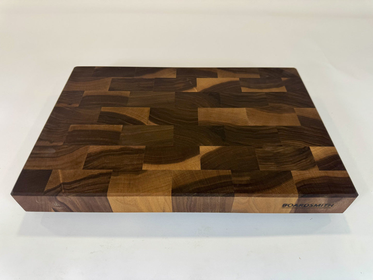 627 Walnut 18 x 12 x 2