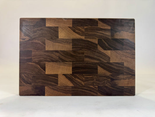 629 Walnut 18 x 12 x 2