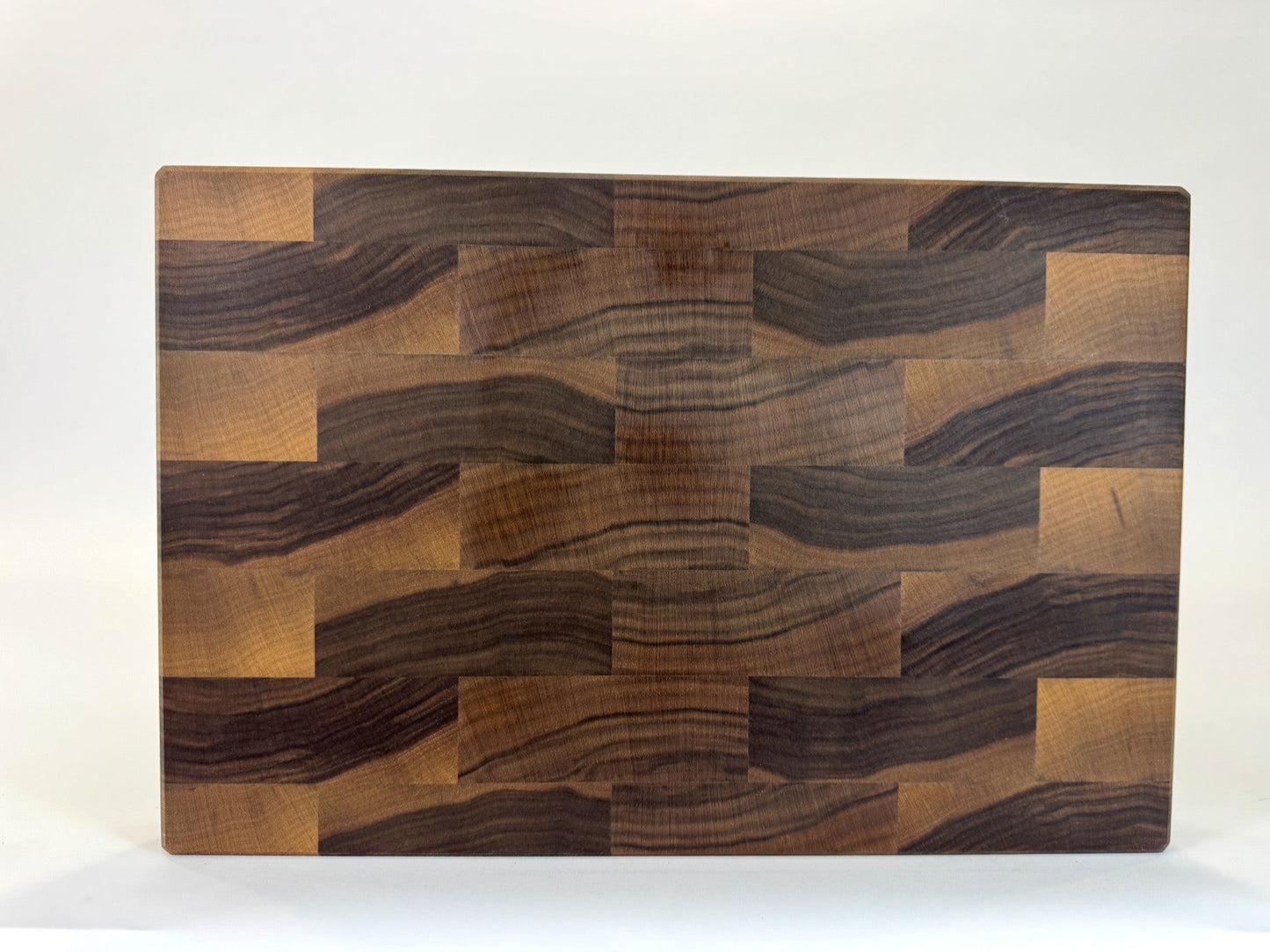 633 Walnut 18 x 12 x 1 3/4 "One-Off" with Finger Grooves and Bottom Groove