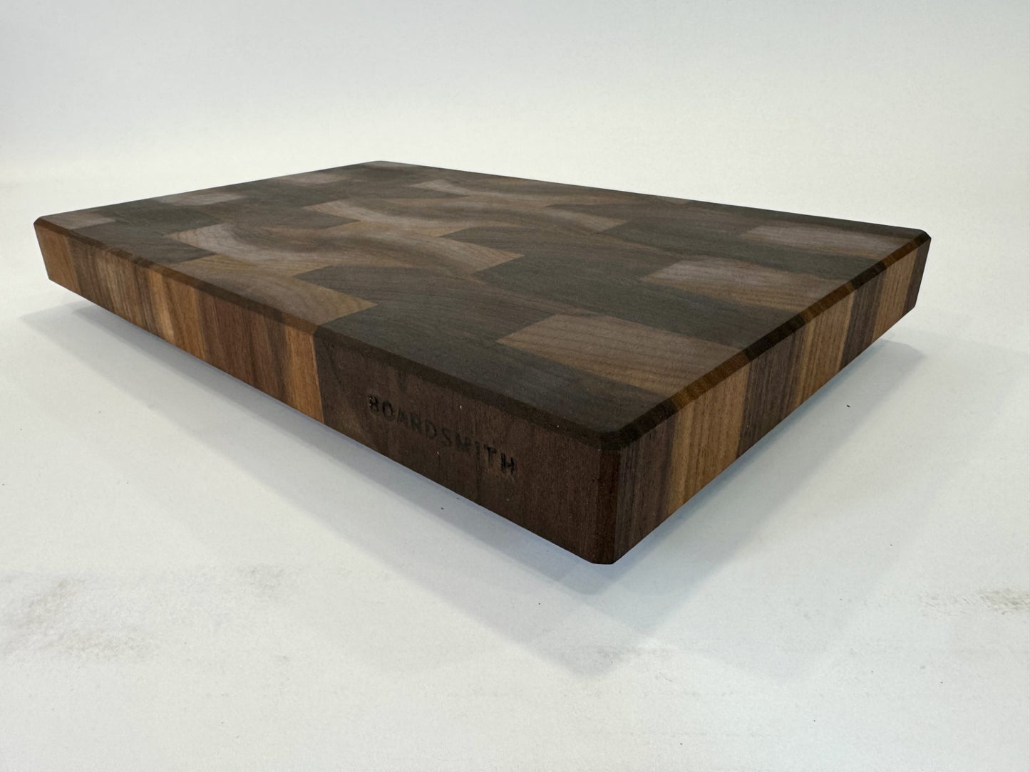 639 Walnut 18 x 12 x 1 3/4 "One-Off" with Bottom Groove