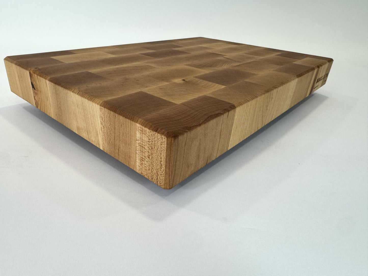 679 Maple 12 x 18 x 2