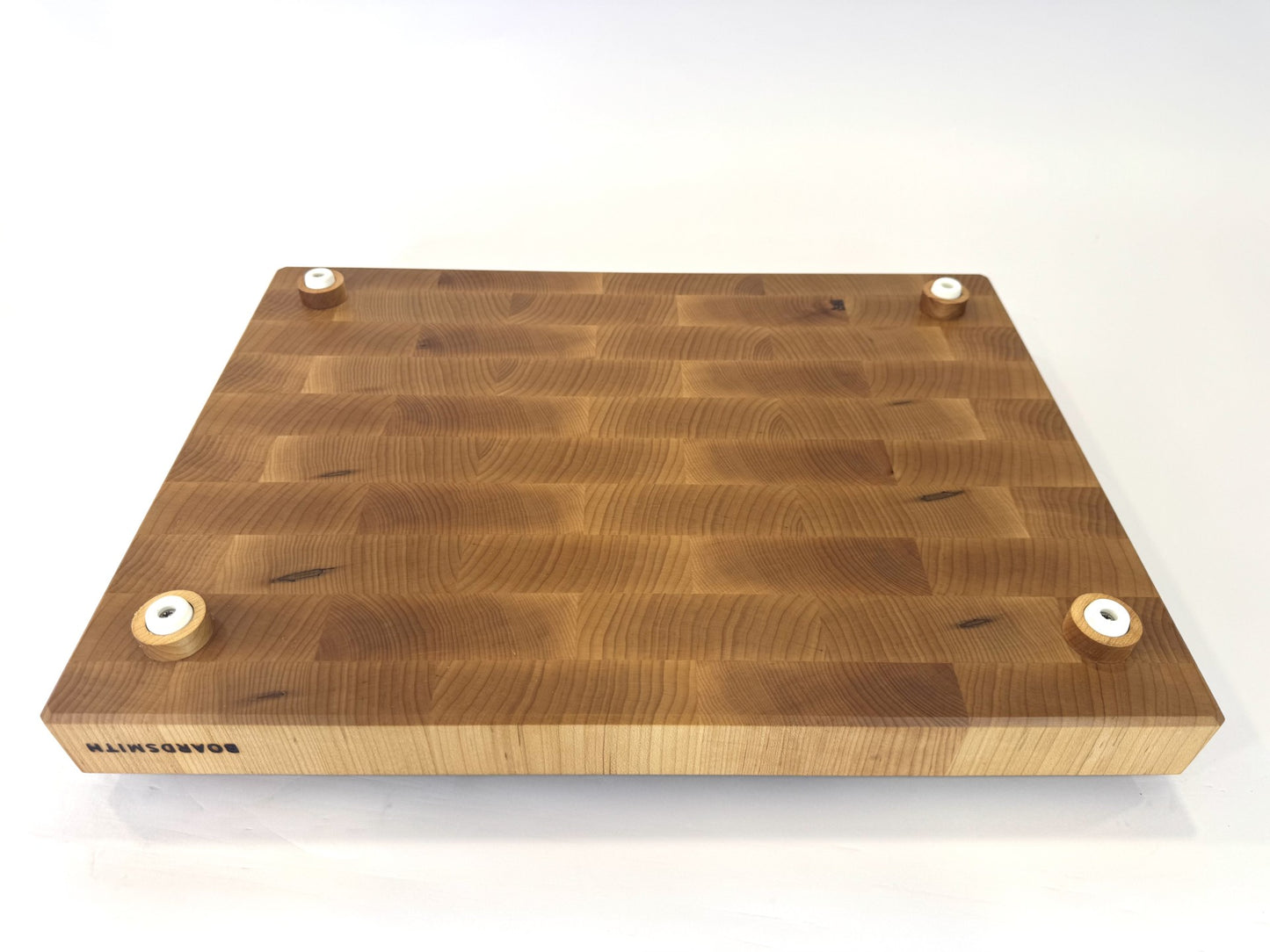694 Maple 22 x 16 x 2 One Off with Feet
