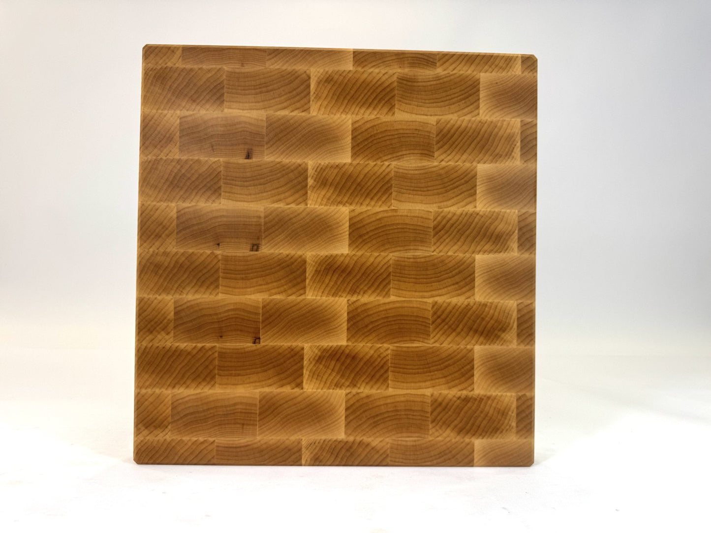 702 Maple 15 x 16 x 2