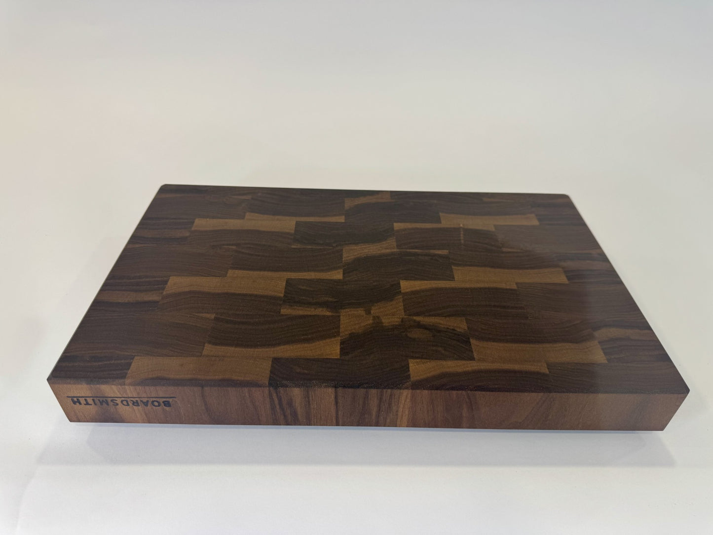 705 Walnut 18 x 10.75 x 1.75 "One-Off"
