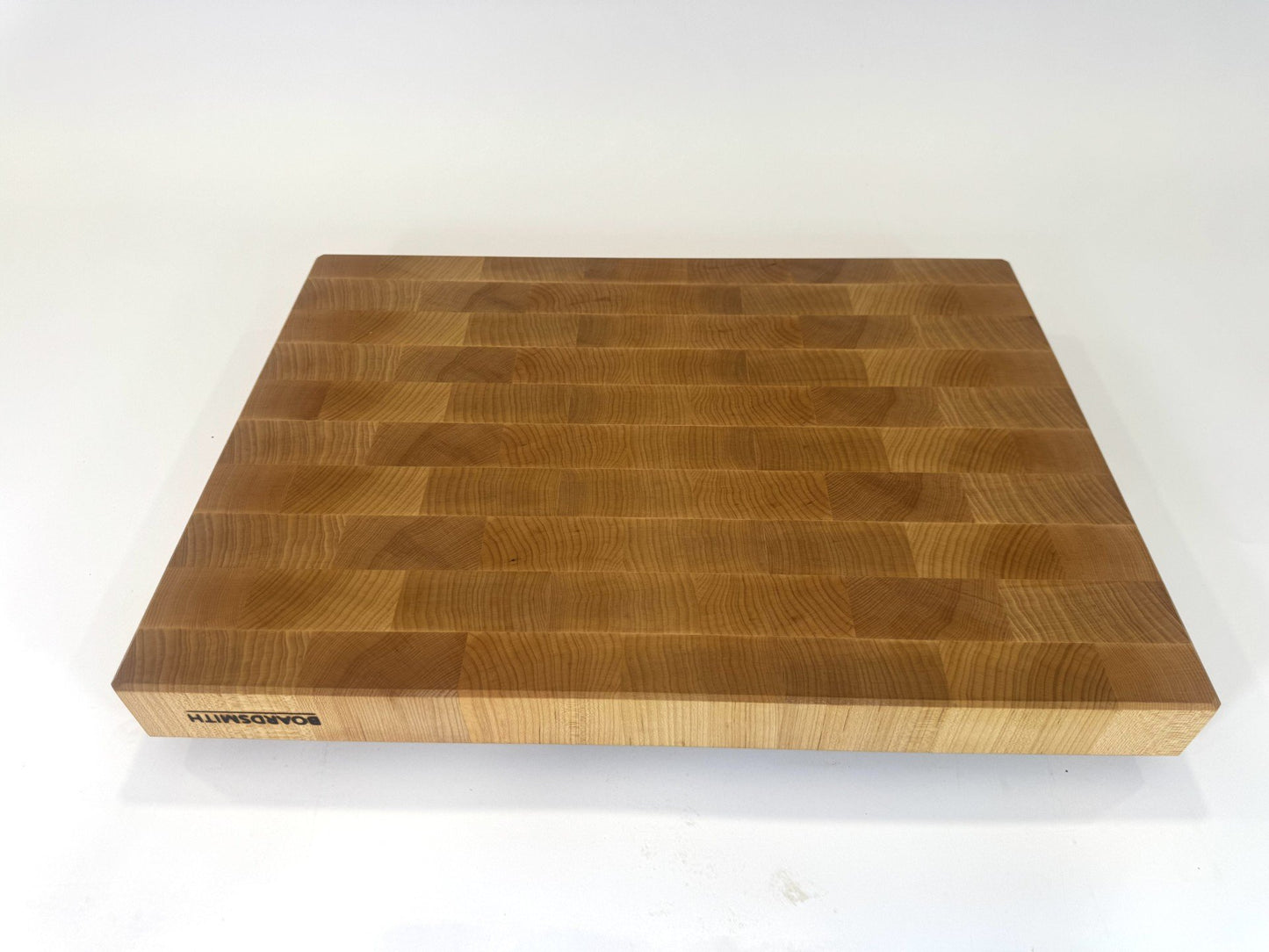 708 Maple 22 x 16 x 2