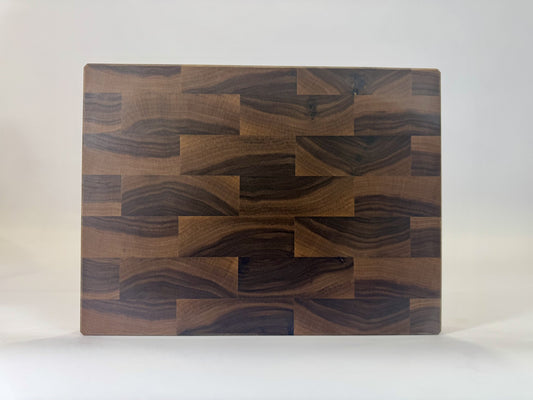 709 Walnut 16" x 12" x 1.75"