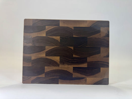 713 Walnut 16" x 12" x 1.75"