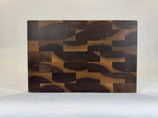 730 Walnut 18 x 12 x 2