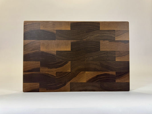 734 Walnut 18 x 12 x 2