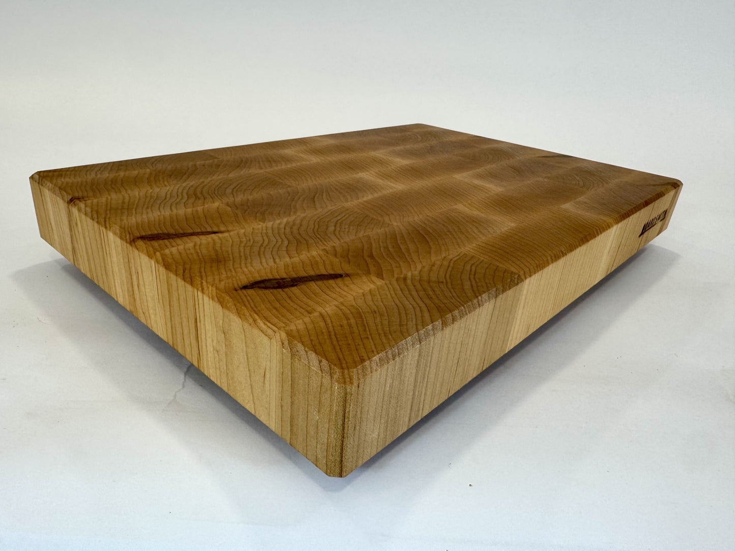 734 Maple 18 x 12 x 2 One-Off