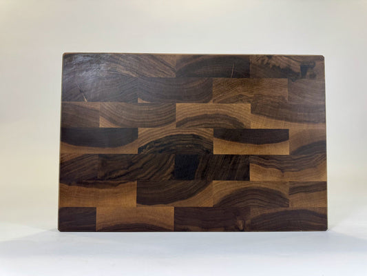 735 Walnut 18 x 12 x 2