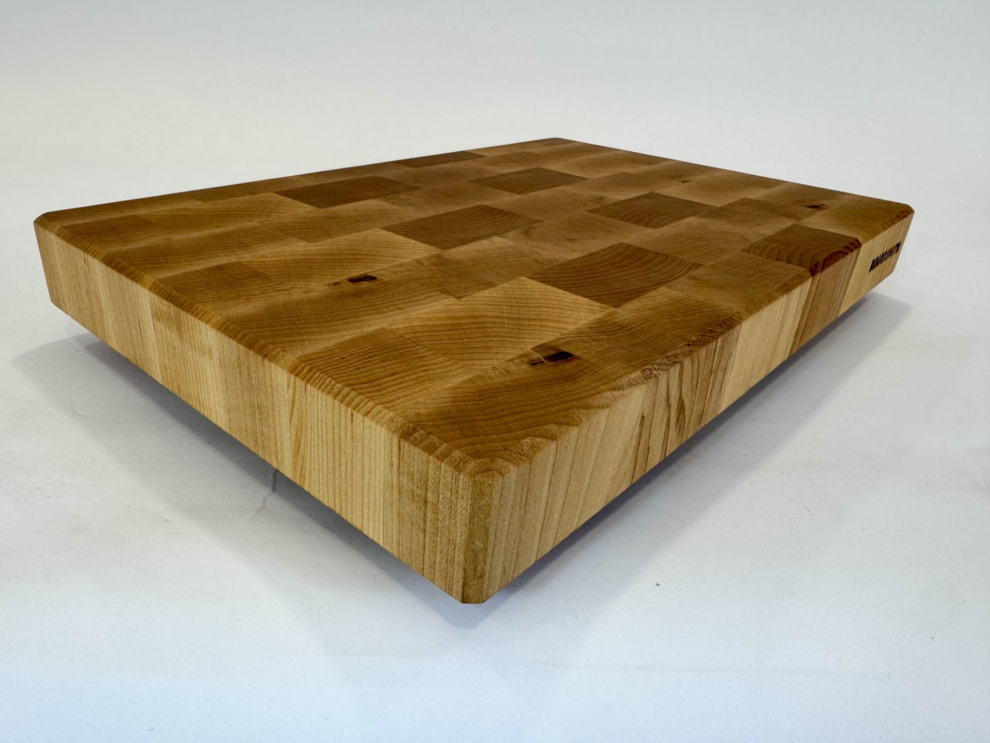 739 Maple 18 x 12 x 2 One-Off