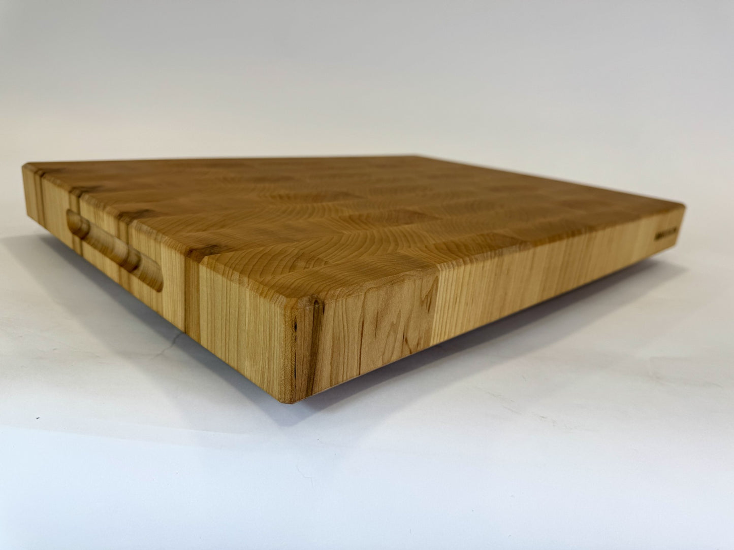 746 Maple 22 x 16 x 2 One-Off with Finger Grooves