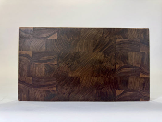 753 Walnut 18 x 10 x 2
