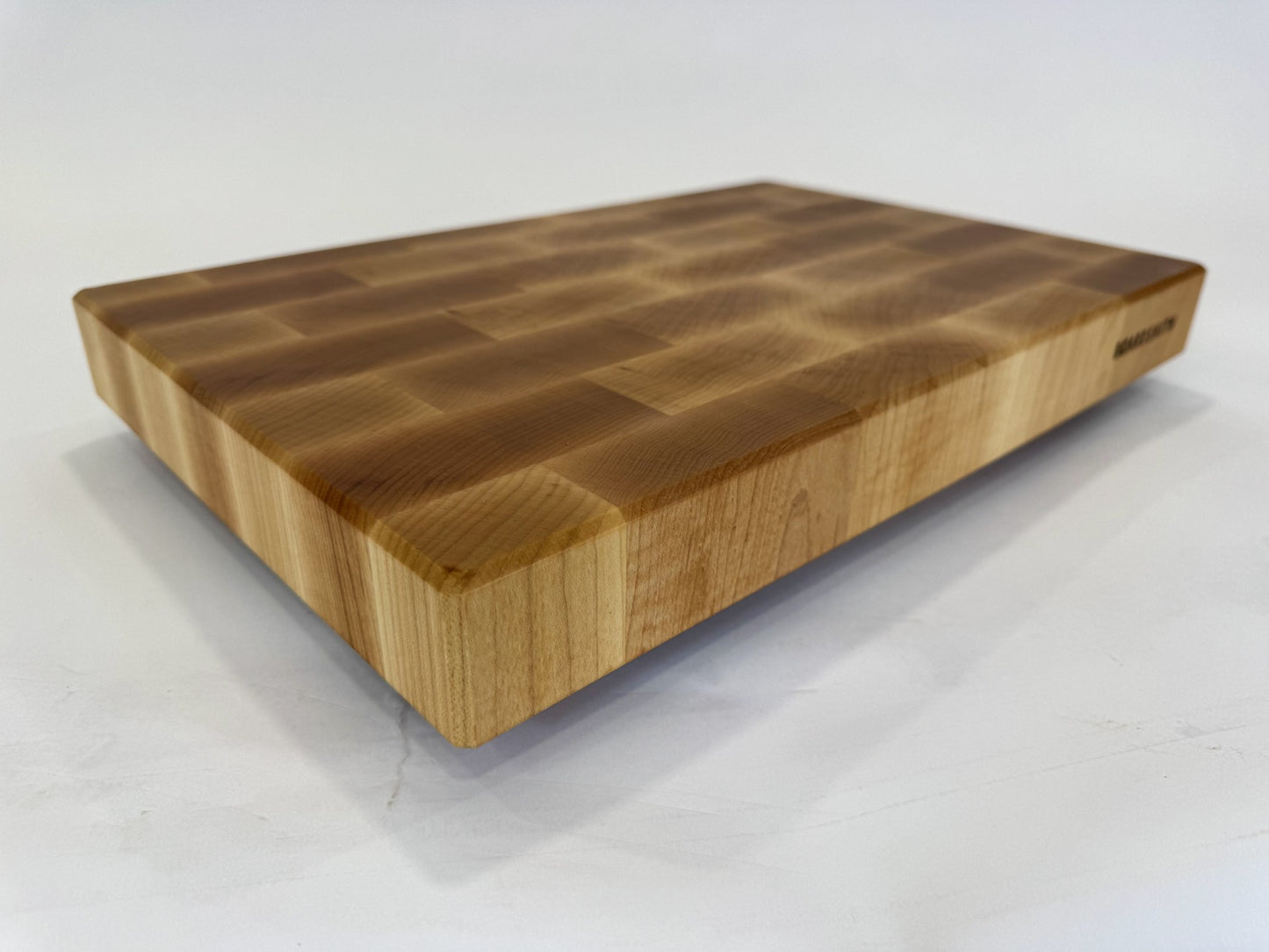 757 Maple 18 x 12 x 2 One-Off with Feet