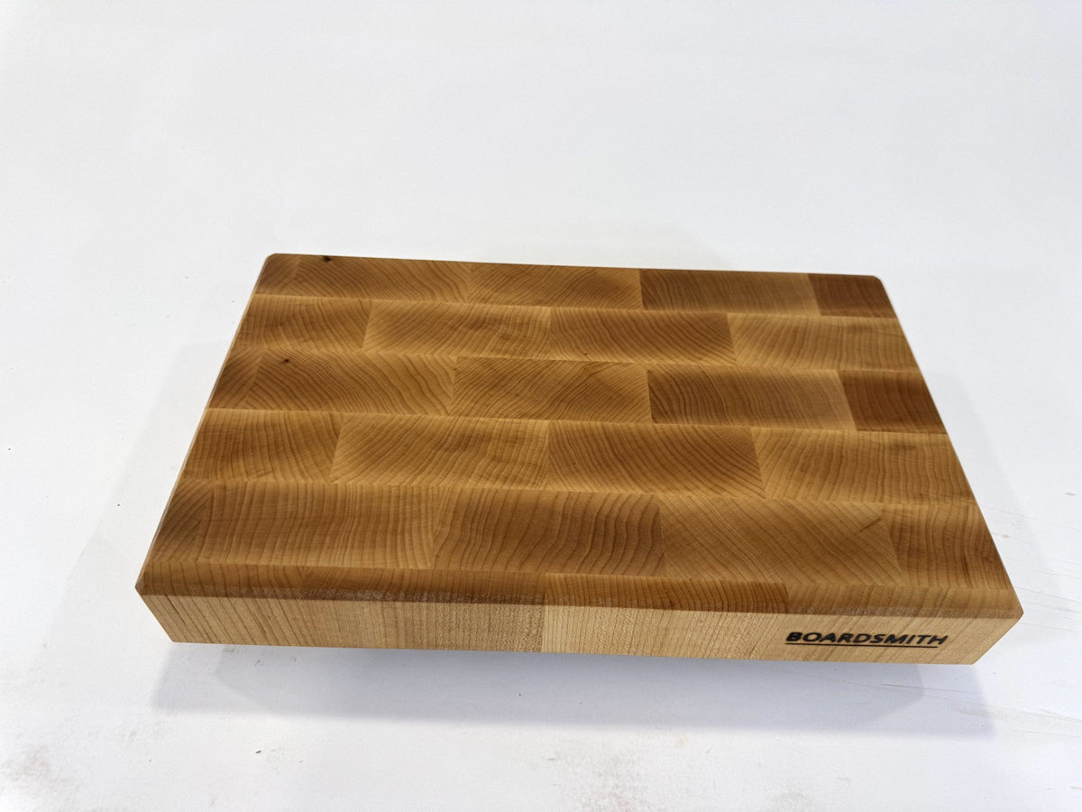 769 Maple 14.75 x 9 x 2