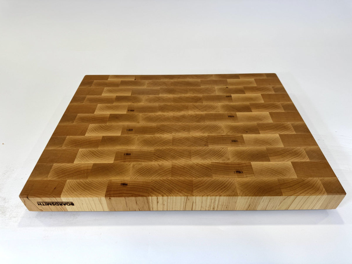 801 Maple 24 x 18 x 2