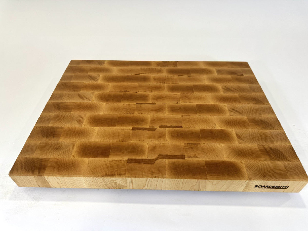 802 Maple 24 x 18 x 2