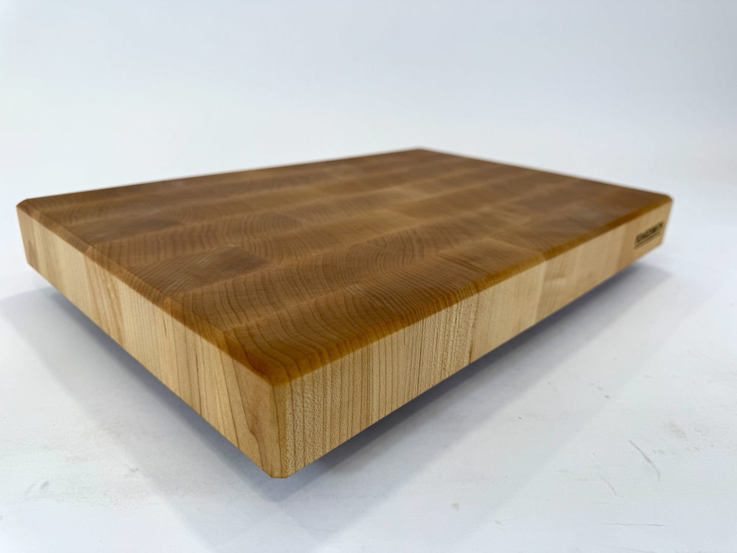 815 Maple 18 x 12 x 2