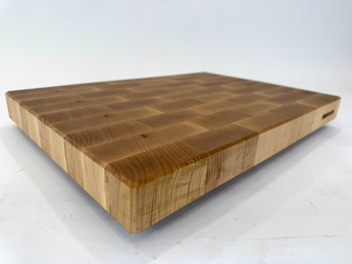 822 Maple 22 x 15 3/4 x 2 One-Off