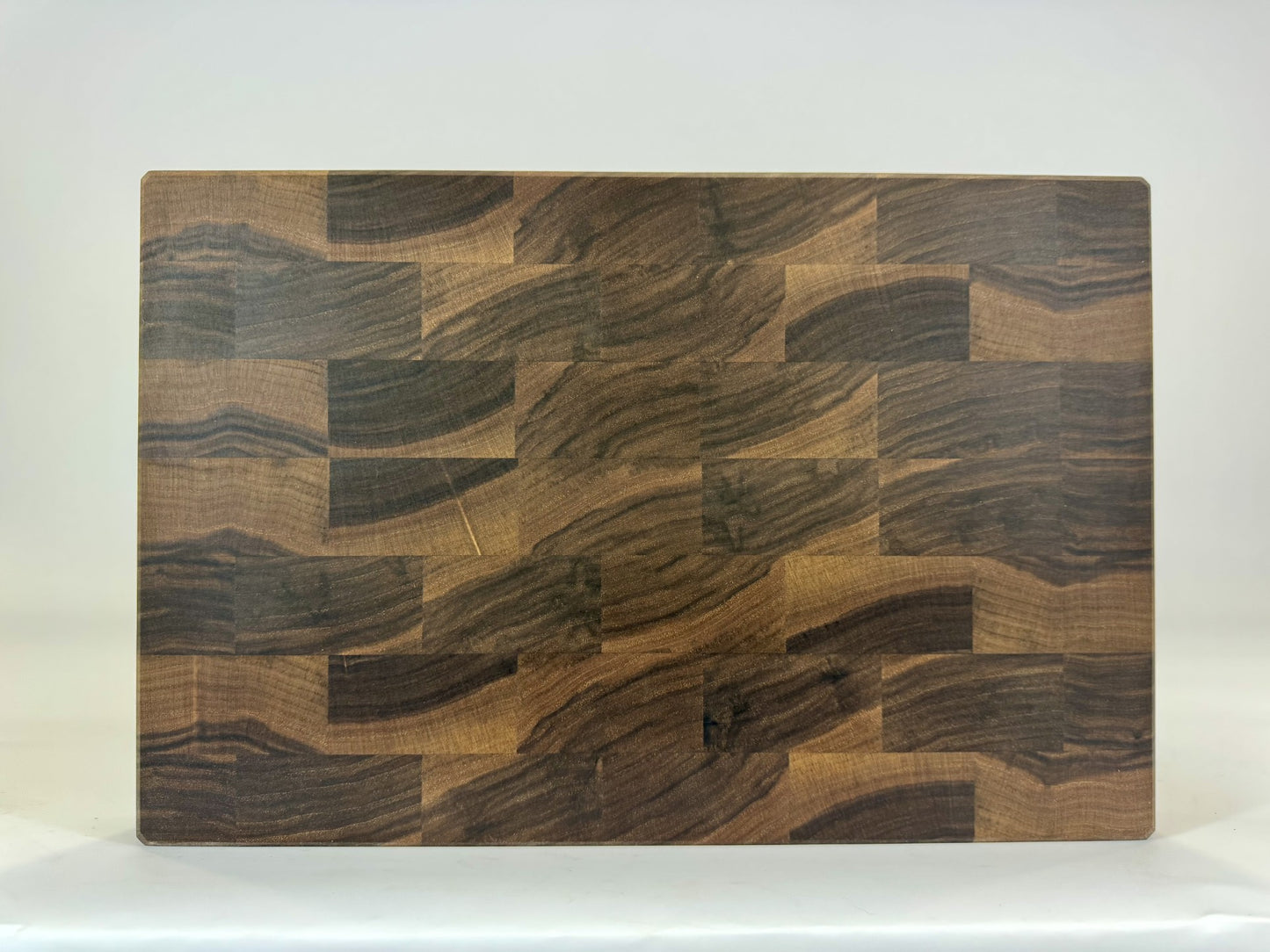 864 Walnut 18" x 12" x 2"