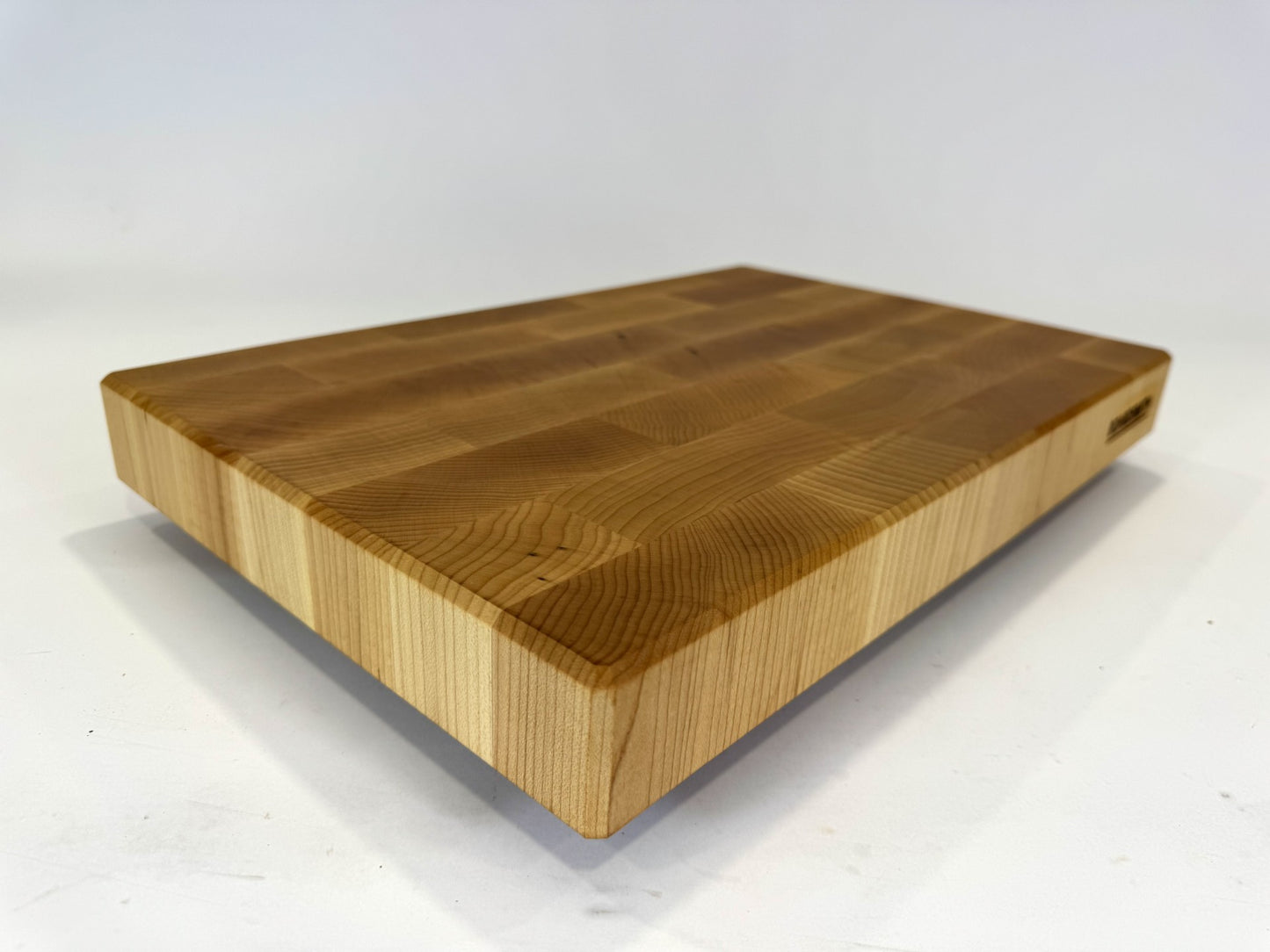 872 Maple 18 x 12 x 2