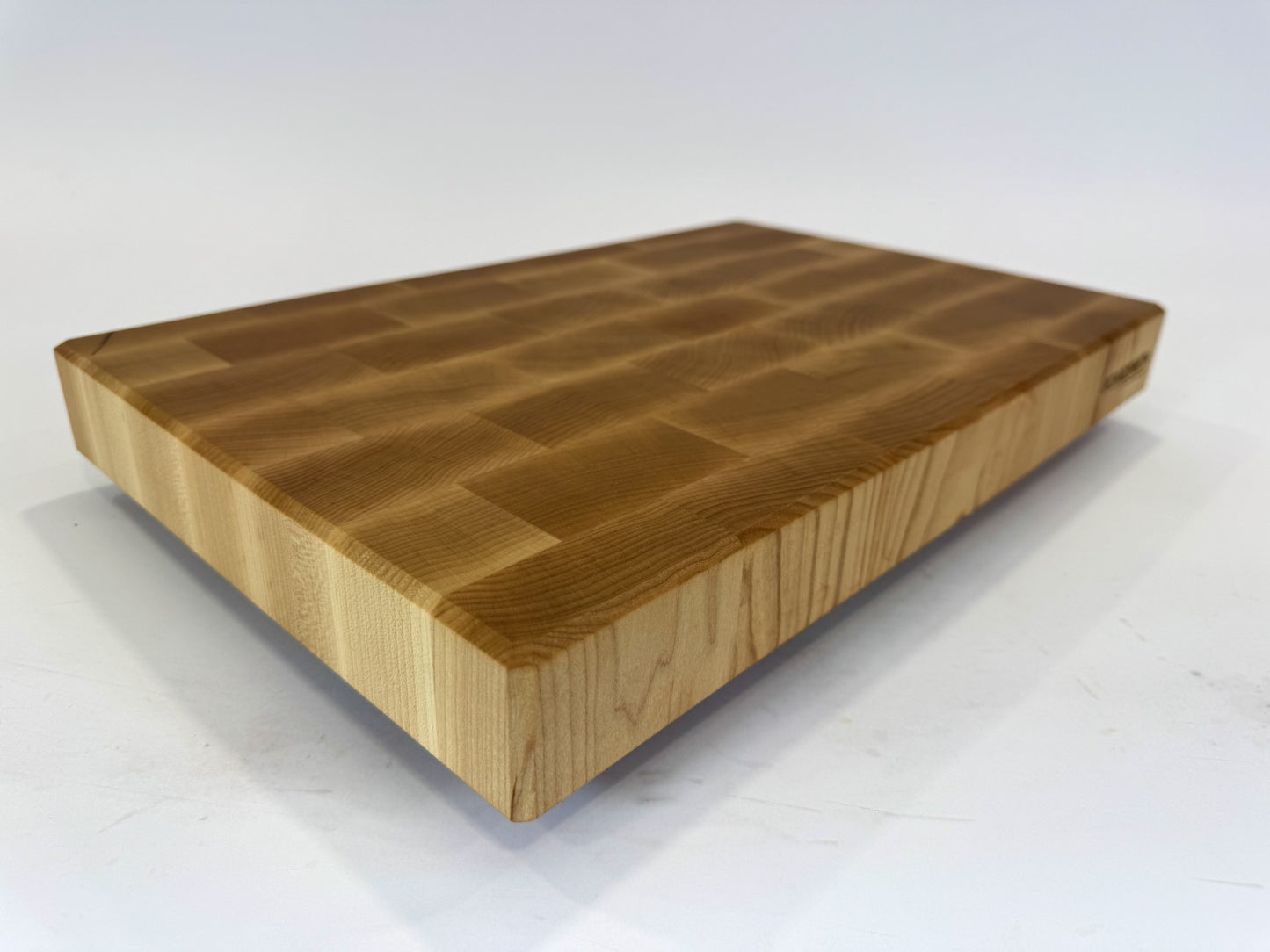 884 Maple 18 x 12 x 2