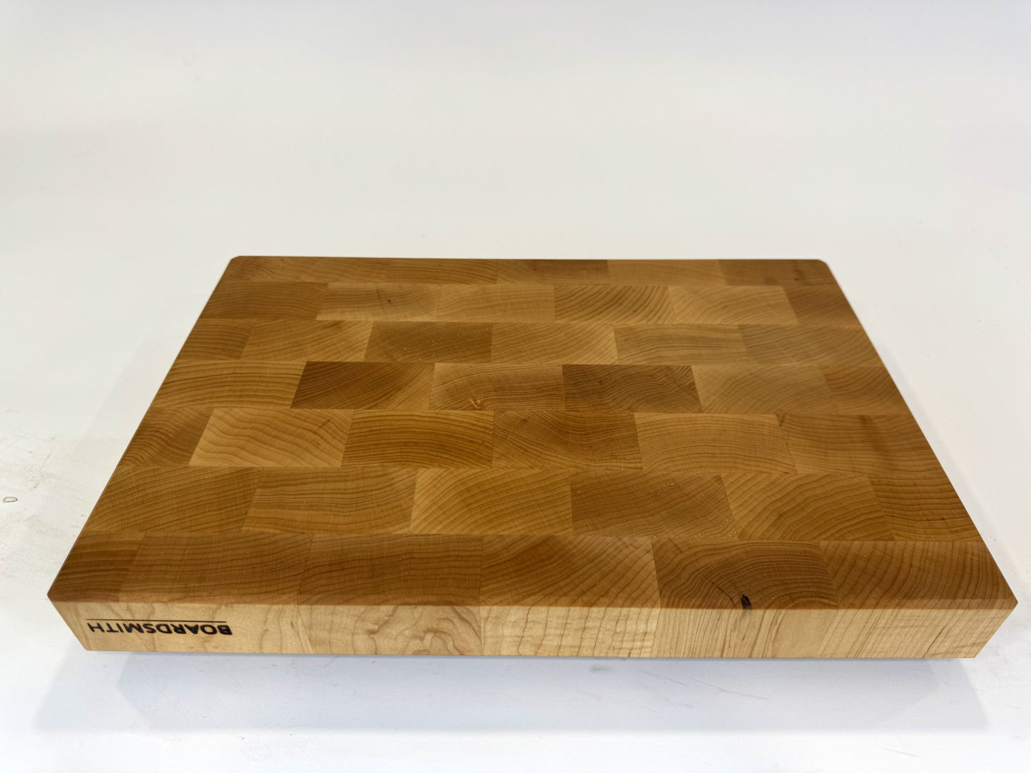 888 Maple 18 x 12 x 2