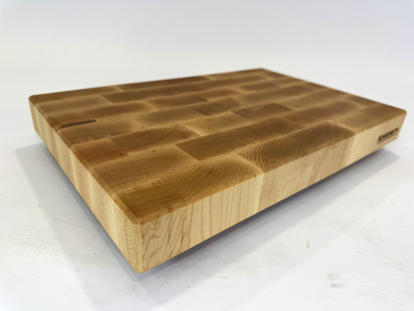 890 Maple 18 x 12 x 2