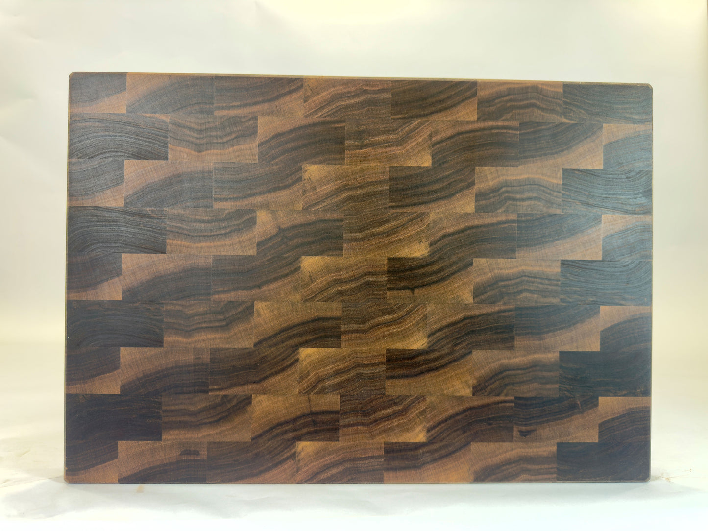 899 Walnut 22" x 16" x 2" One-Off
