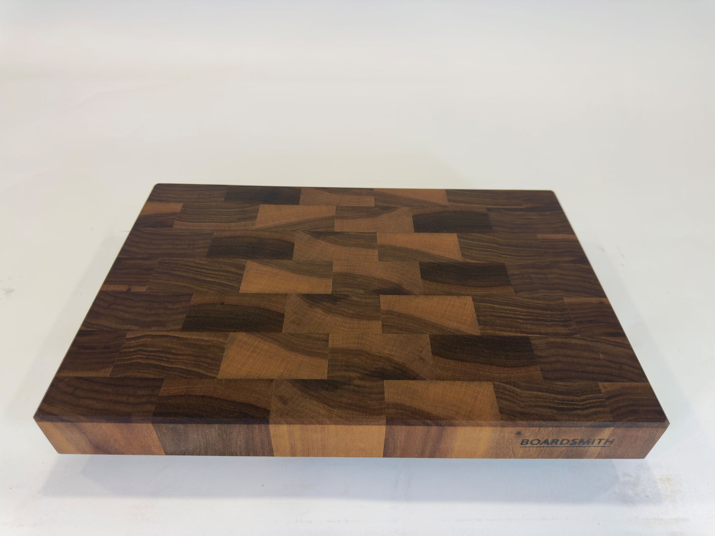 901 Walnut 18 x 12 x 2 One-Off