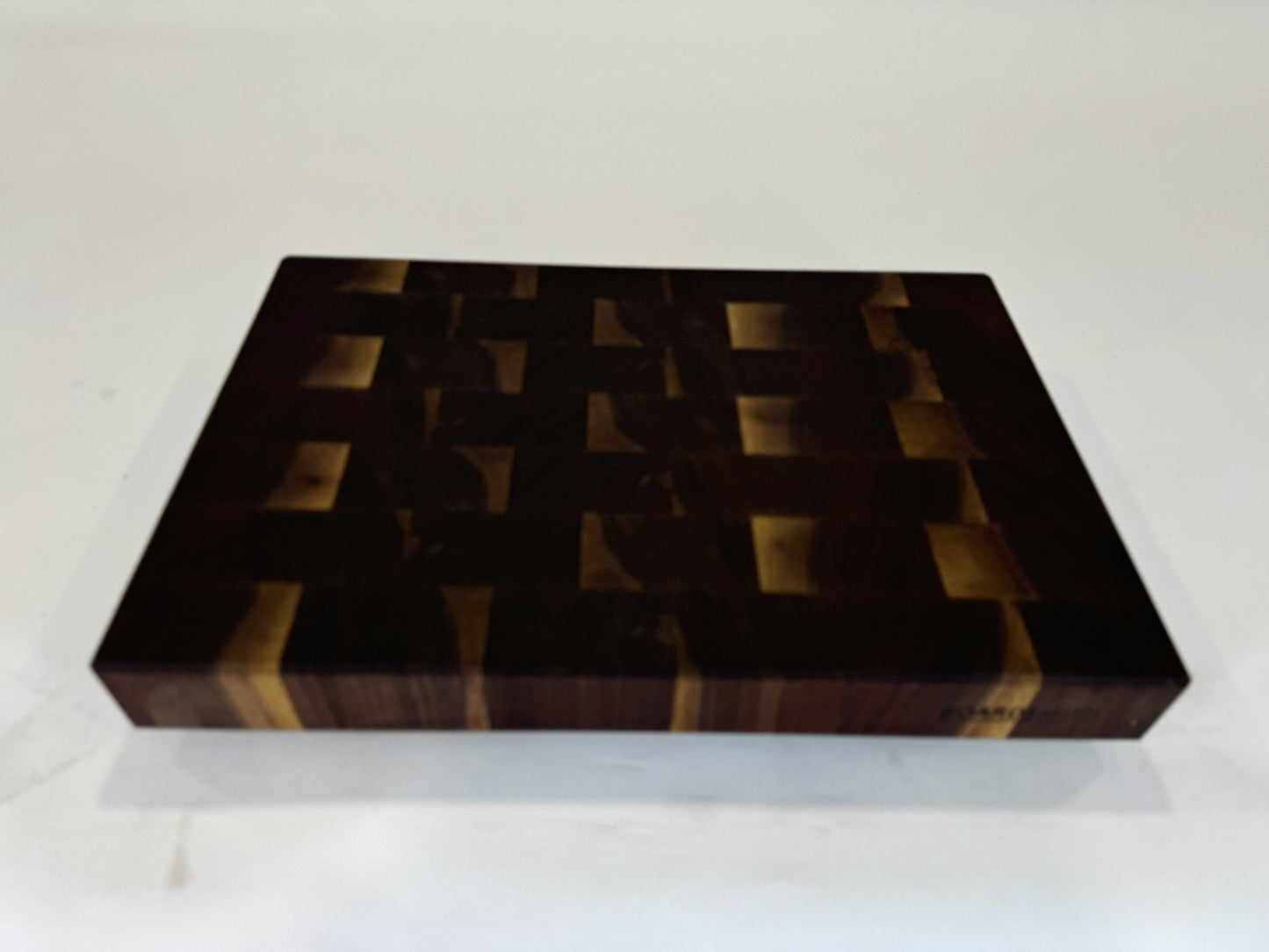 932 Walnut 18 x 12 x 2 One-Off